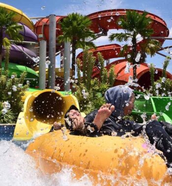 5 Waterpark Bekasi Terpopuler, Wisata Seru Bareng Keluarga